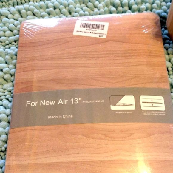 New Air 13" MacBook, Wood Grain Look. Fits A1932/A2179/A2337. - Picture 1 of 8